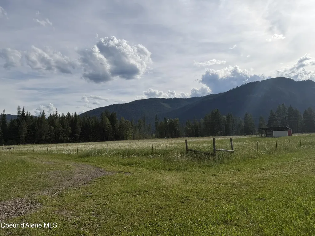 113 Bear Hill Road Clark Fork ID 83811