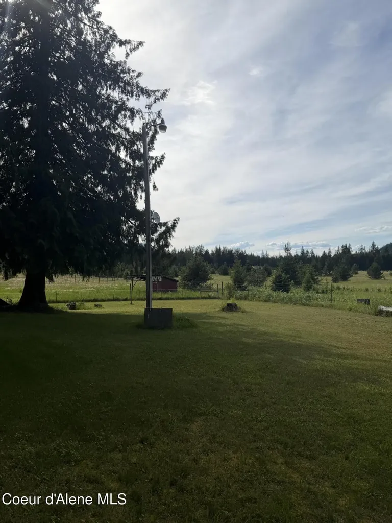 113 Bear Hill Road Clark Fork ID 83811