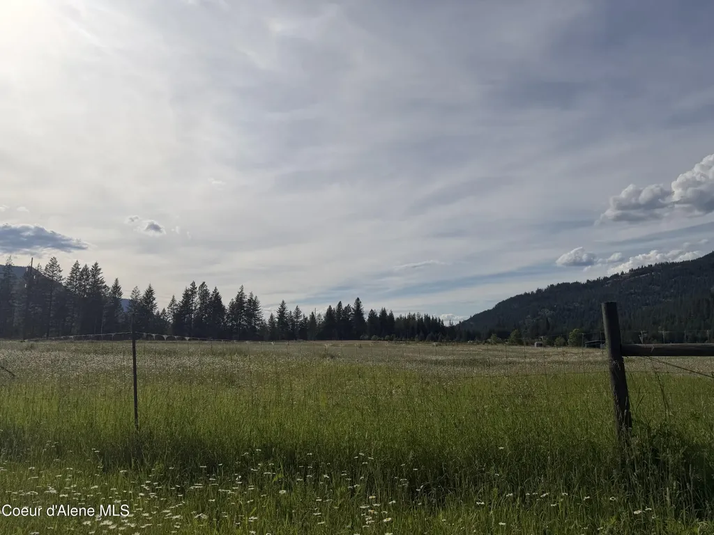 113 Bear Hill Road Clark Fork ID 83811