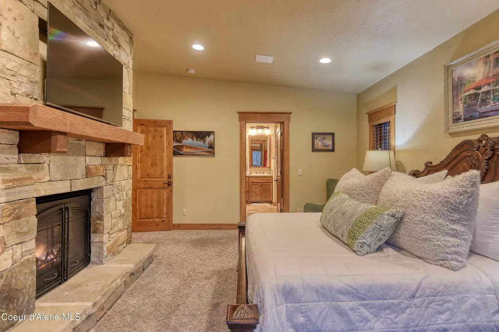 432 N Idaho Club Drive Sandpoint ID 83864