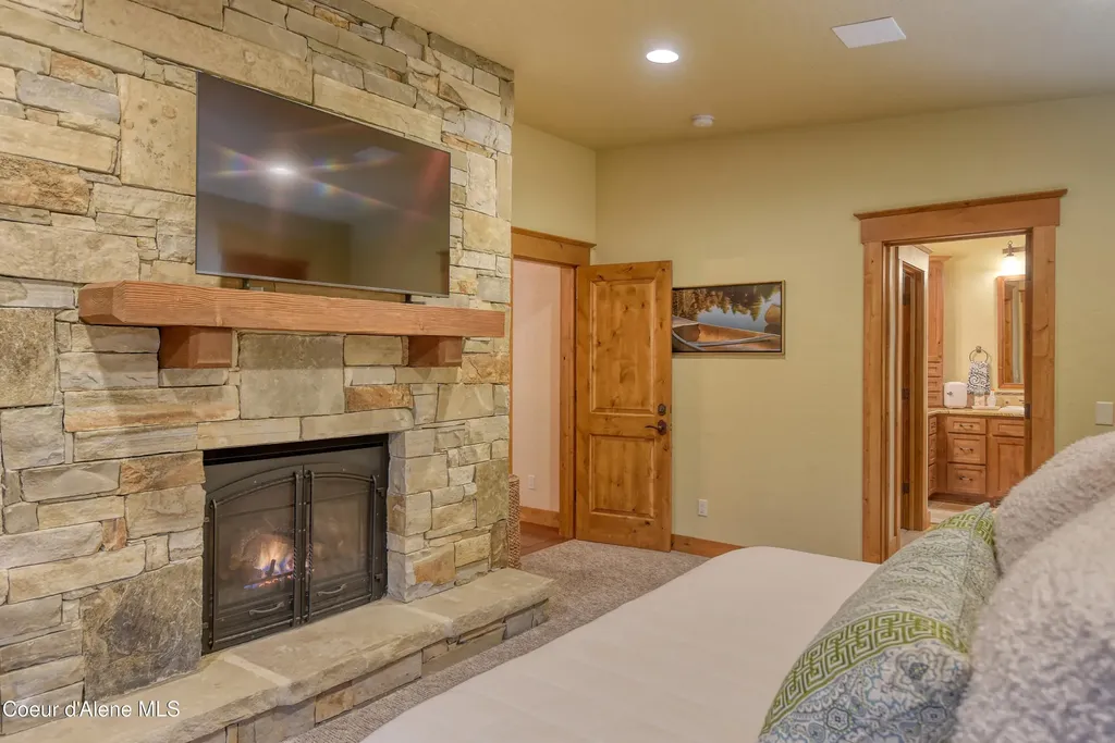 432 N Idaho Club Drive Sandpoint ID 83864