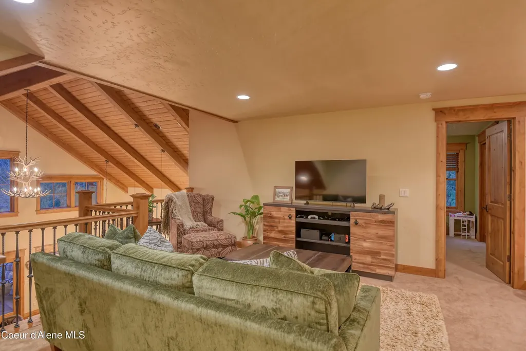 432 N Idaho Club Drive Sandpoint ID 83864