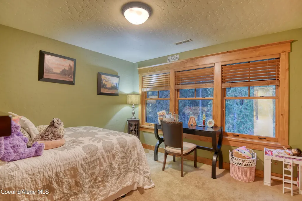 432 N Idaho Club Drive Sandpoint ID 83864