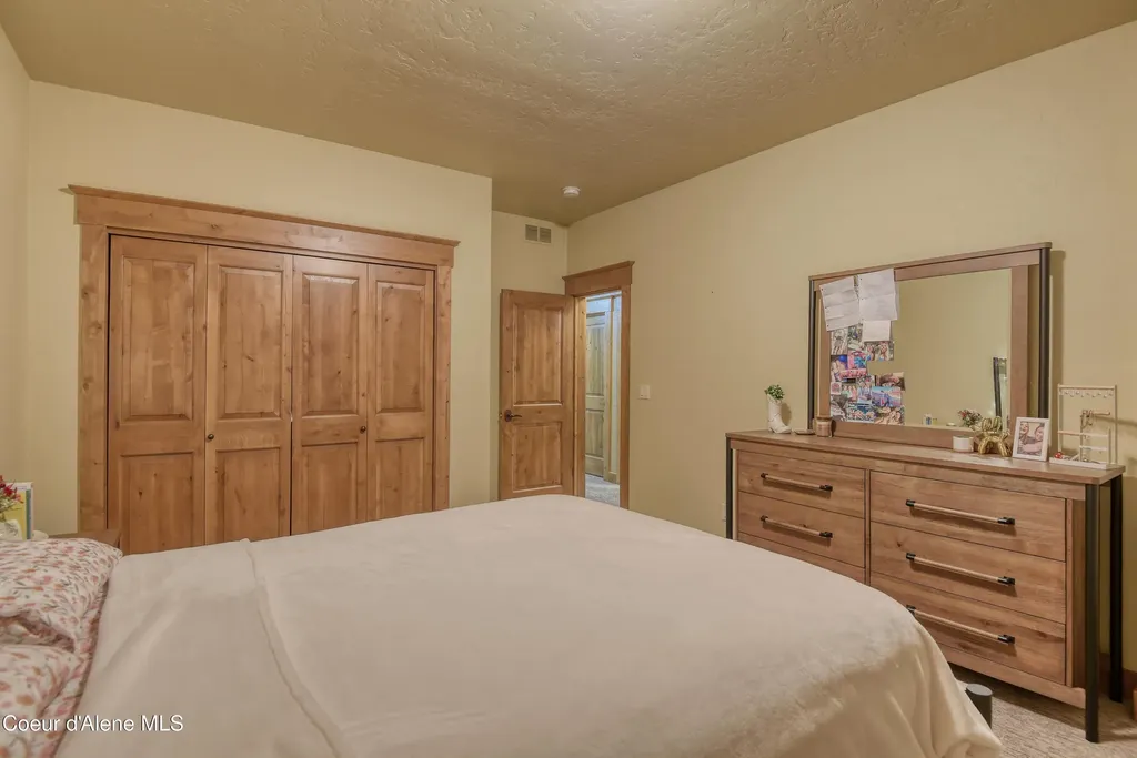 432 N Idaho Club Drive Sandpoint ID 83864