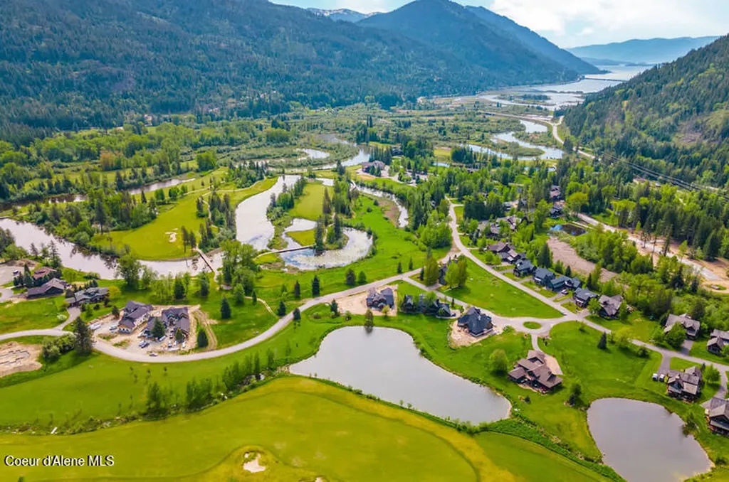 432 N Idaho Club Drive Sandpoint ID 83864