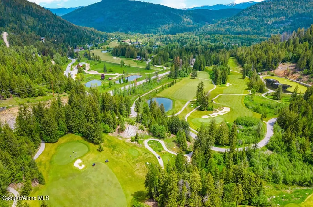 432 N Idaho Club Drive Sandpoint ID 83864
