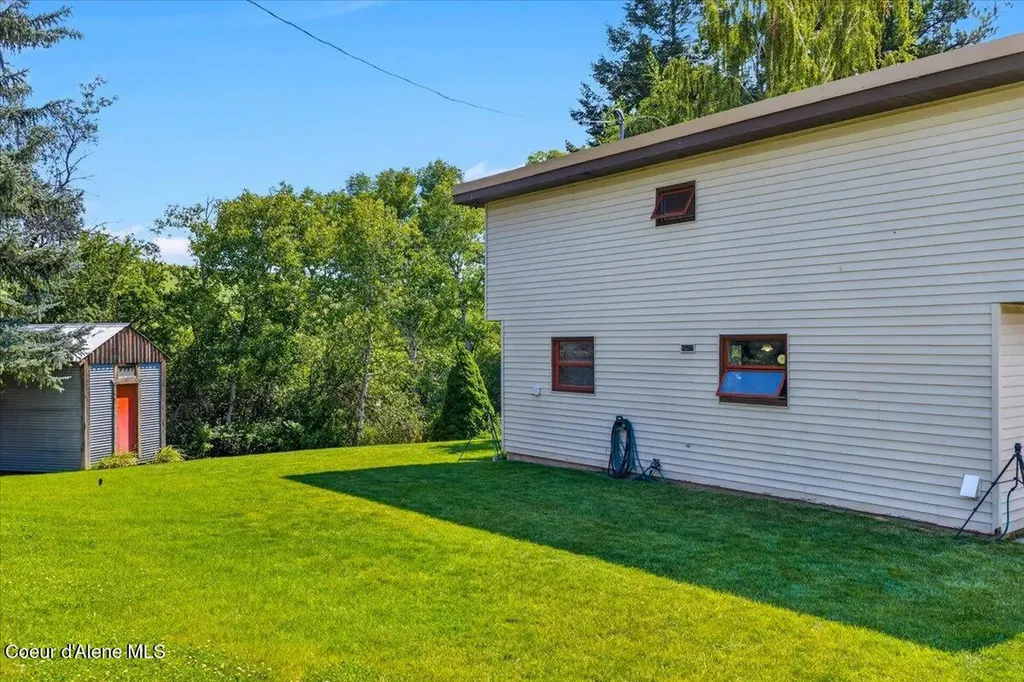 1071 Reynolds Road Princeton ID 83857