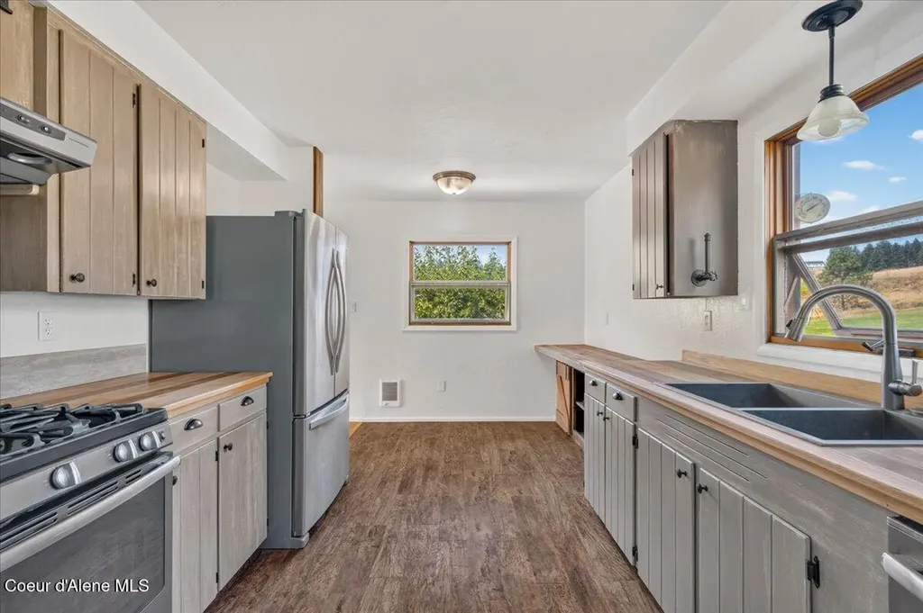 1071 Reynolds Road Princeton ID 83857