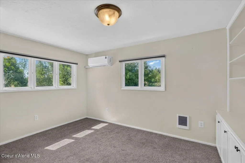 1071 Reynolds Road Princeton ID 83857
