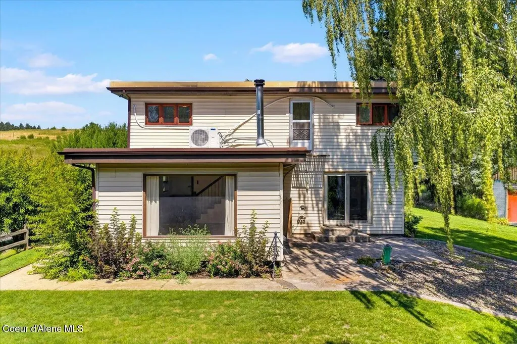 1071 Reynolds Road Princeton ID 83857