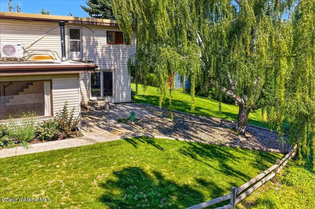 1071 Reynolds Road Princeton ID 83857