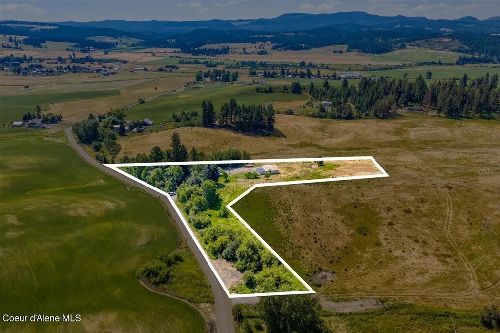1071 Reynolds Road Princeton ID 83857