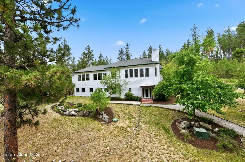 18772 W Riverview Drive Post Falls ID 83854