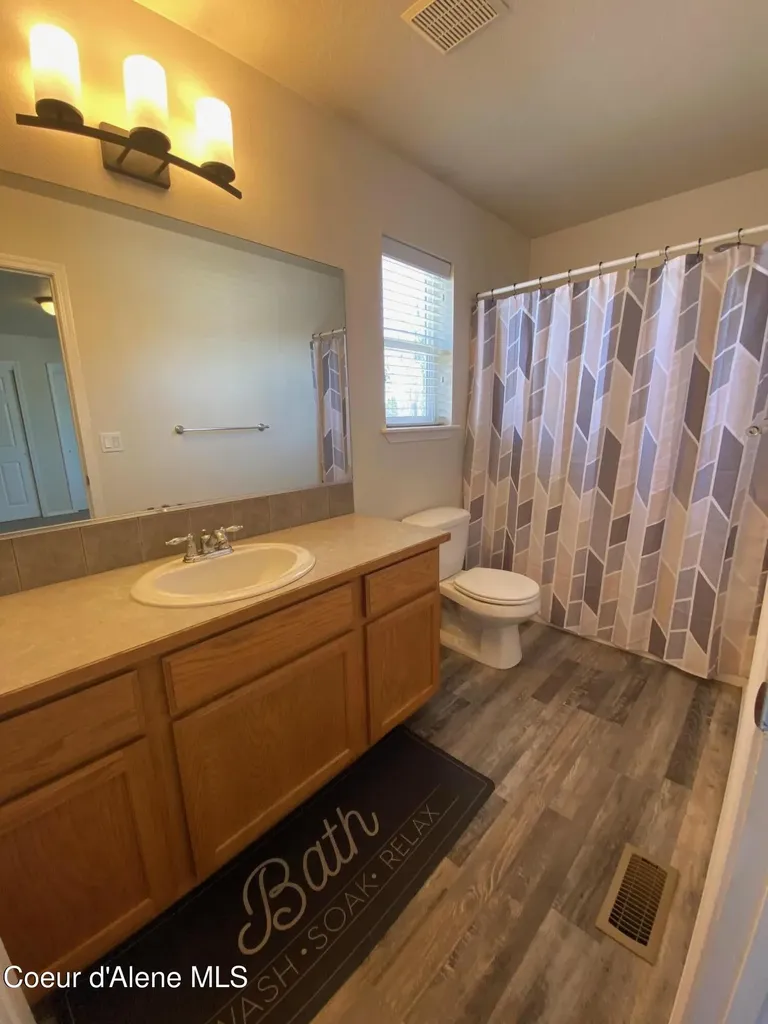 3074 W Thorndale Loop Coeur D'alene ID 83815