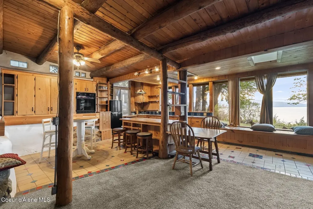 130 Mayaka Road Hope ID 83836