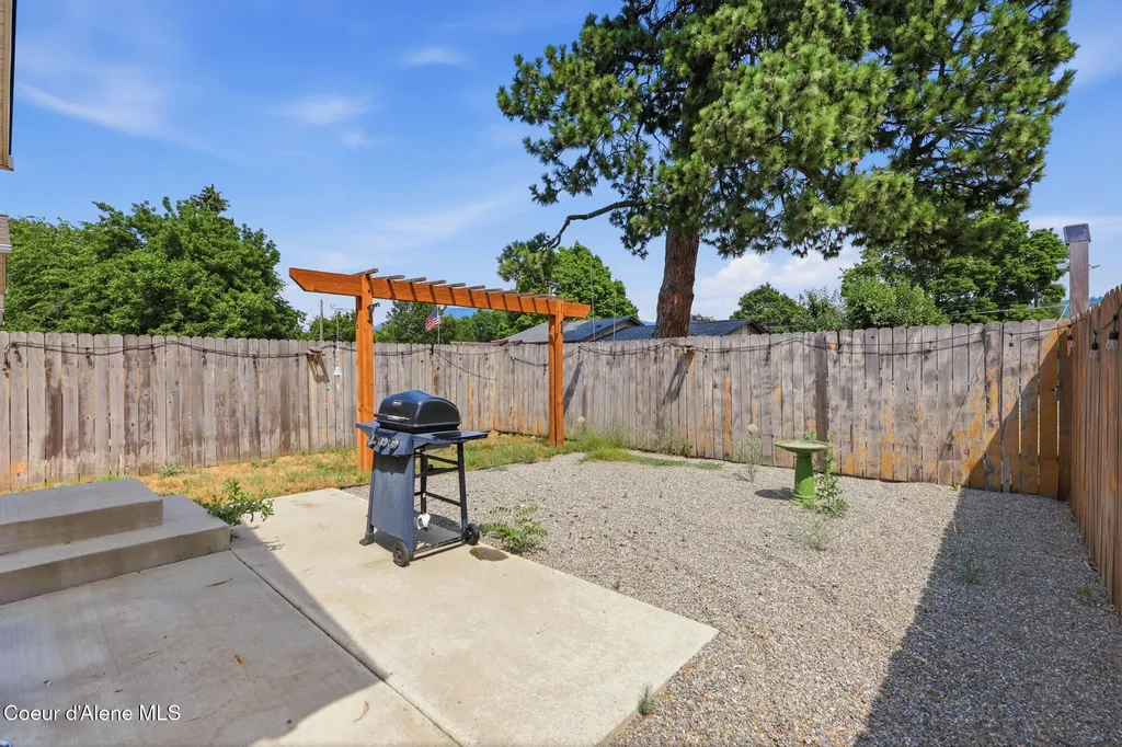 2608 N 11th Street Coeur D'alene ID 83815