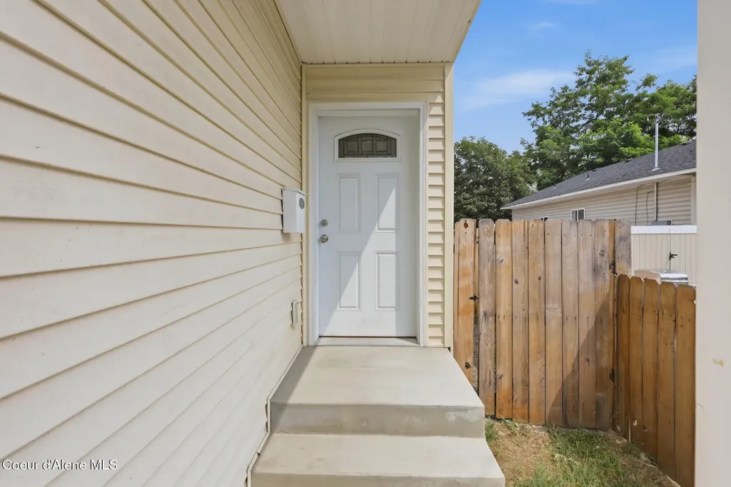 2608 N 11th Street Coeur D'alene ID 83815
