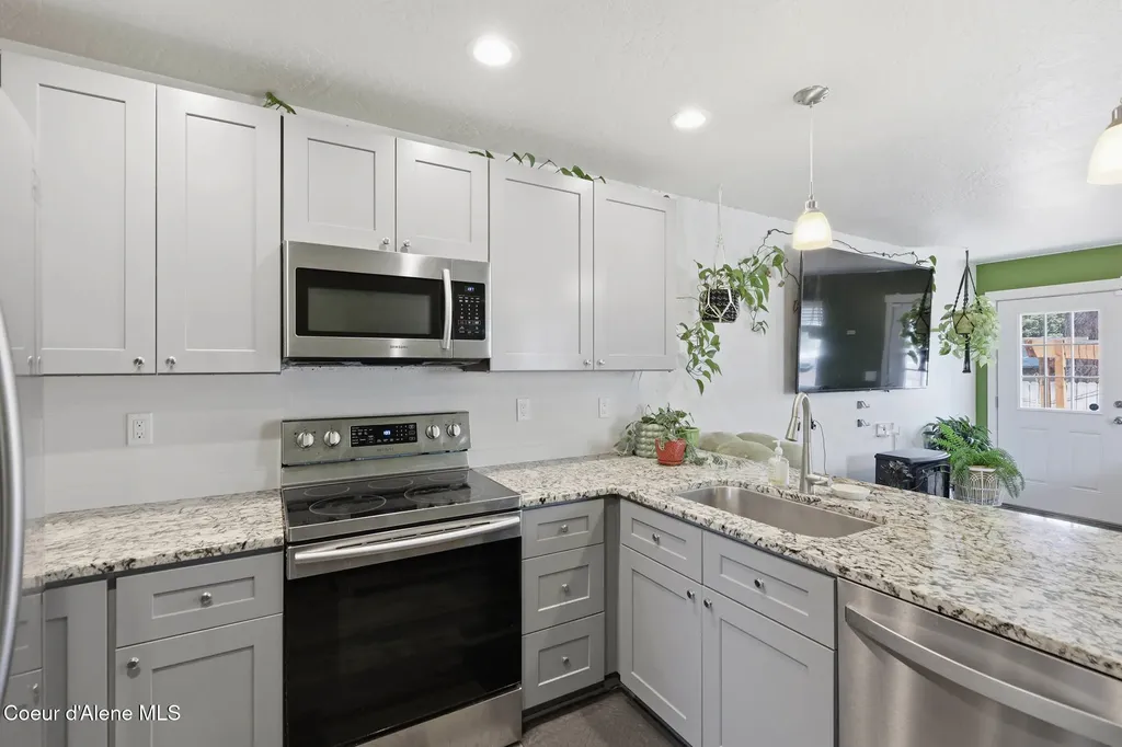 2608 N 11th Street Coeur D'alene ID 83815