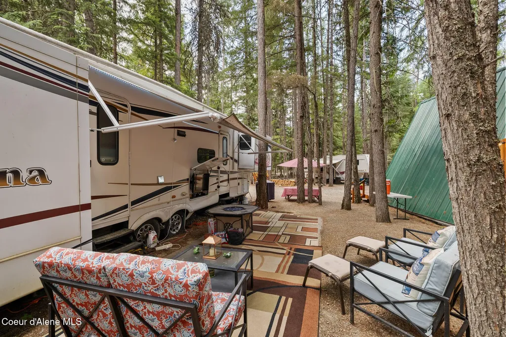 163 Shasta Way Priest Lake ID 83856