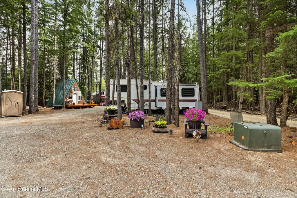 163 Shasta Way Priest Lake ID 83856