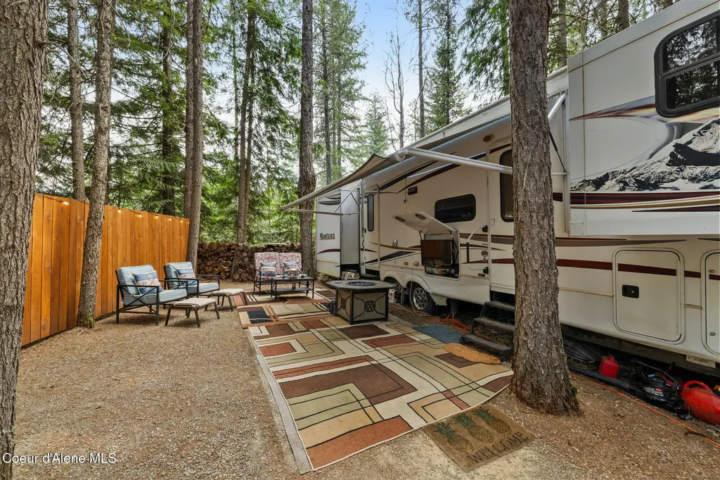 163 Shasta Way Priest Lake ID 83856