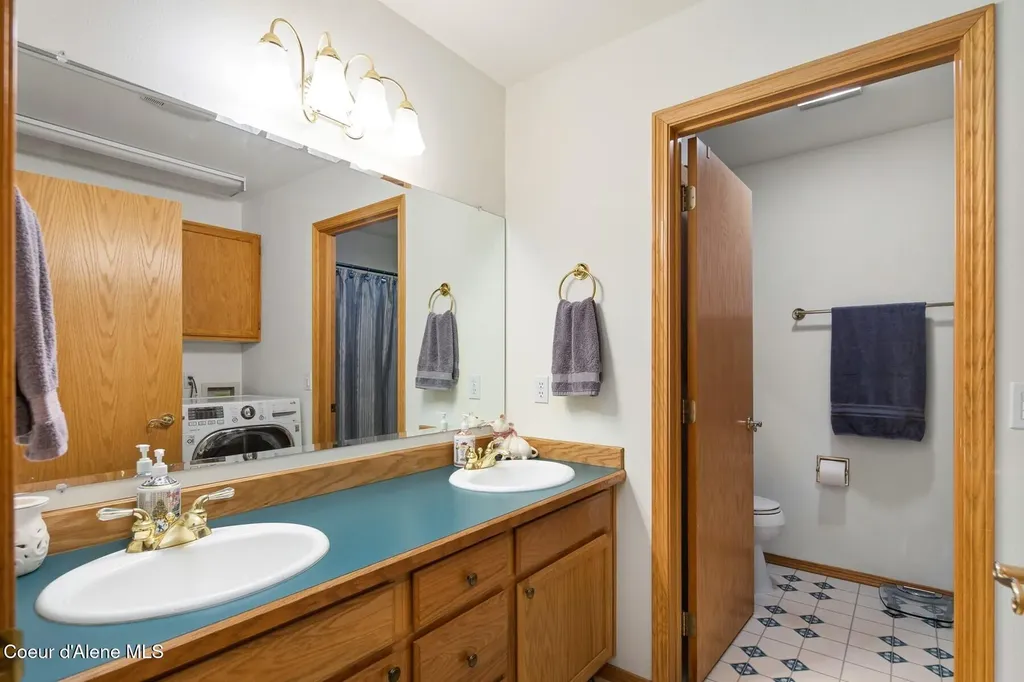 493 Rim Drive Moyie Springs ID 83845
