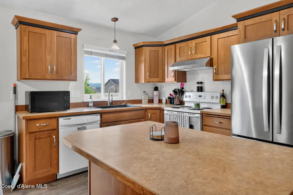 145 N Silkwood Drive Post Falls ID 83854