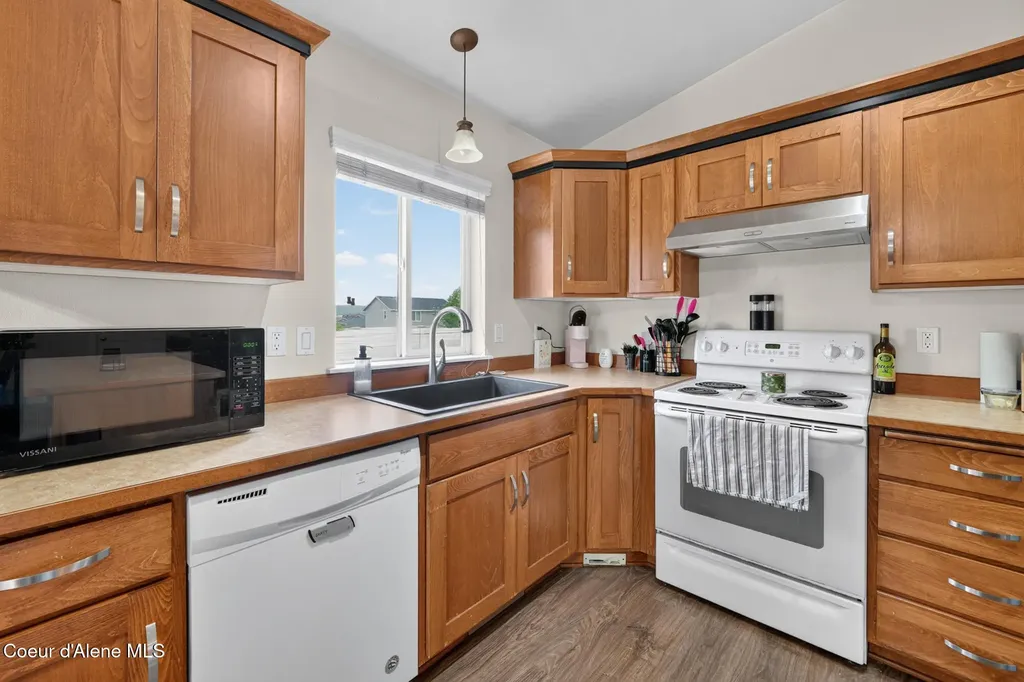 145 N Silkwood Drive Post Falls ID 83854