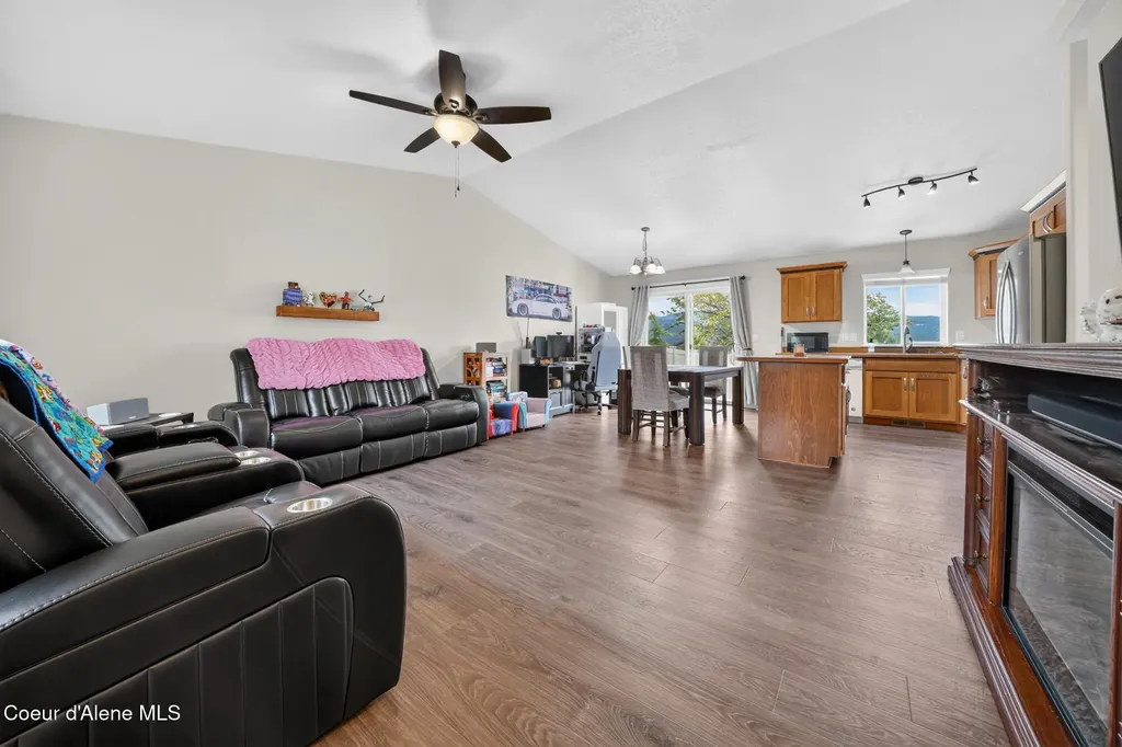 145 N Silkwood Drive Post Falls ID 83854