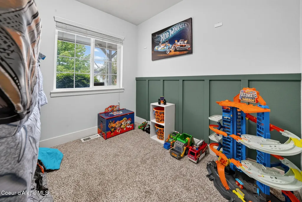 145 N Silkwood Drive Post Falls ID 83854