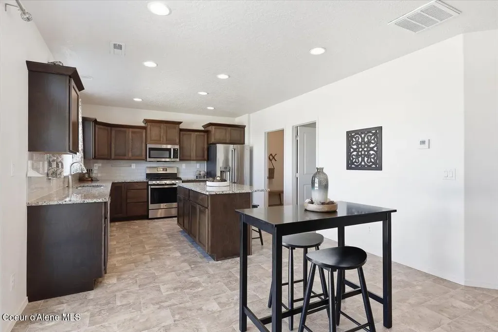 4026 N Arrowleaf Loop Post Falls ID 83854