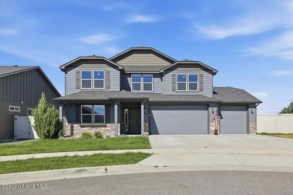 4026 N Arrowleaf Loop Post Falls ID 83854