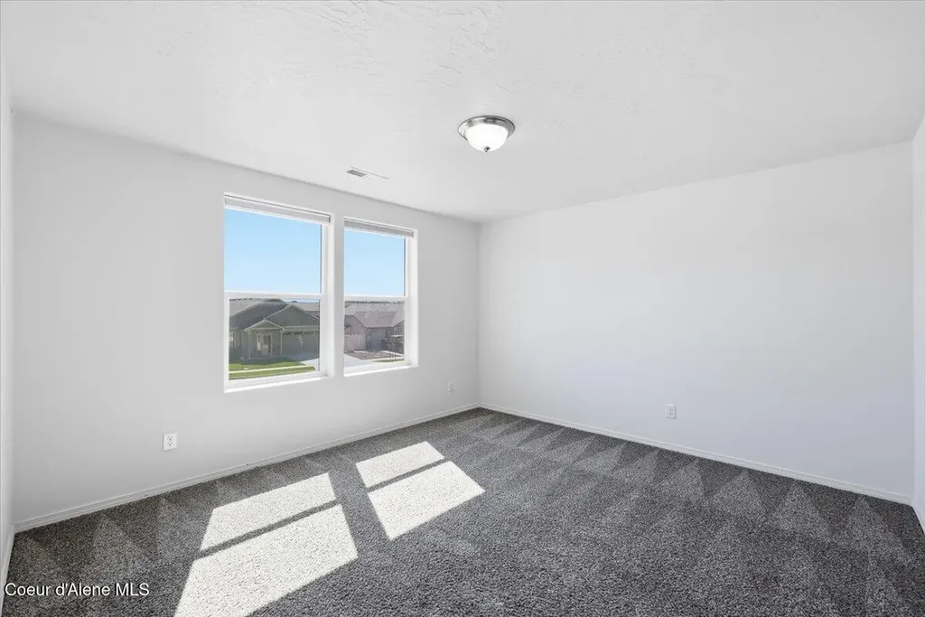 4026 N Arrowleaf Loop Post Falls ID 83854