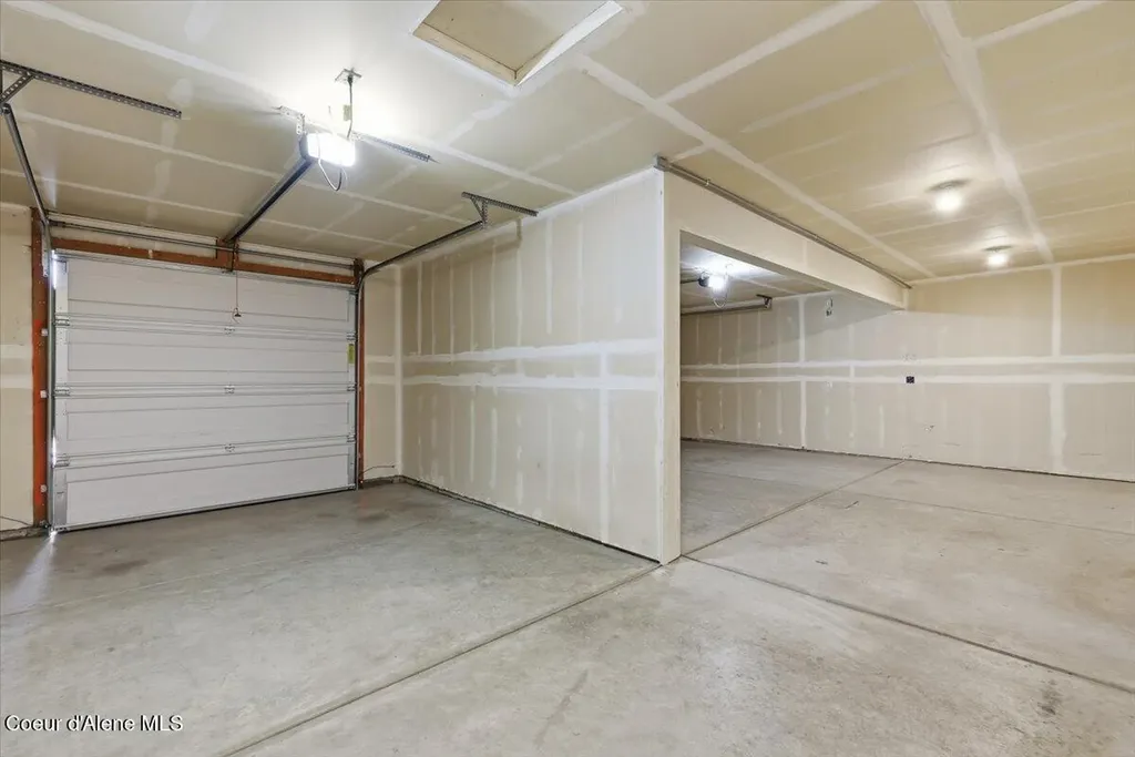 4026 N Arrowleaf Loop Post Falls ID 83854