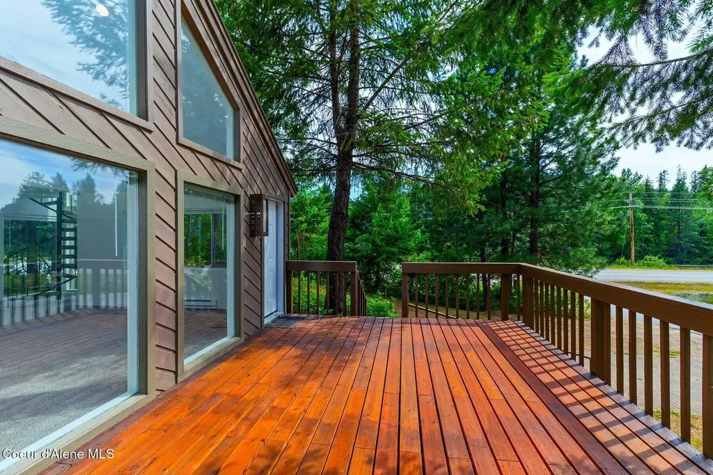 25 Padre Drive Sandpoint ID 83864