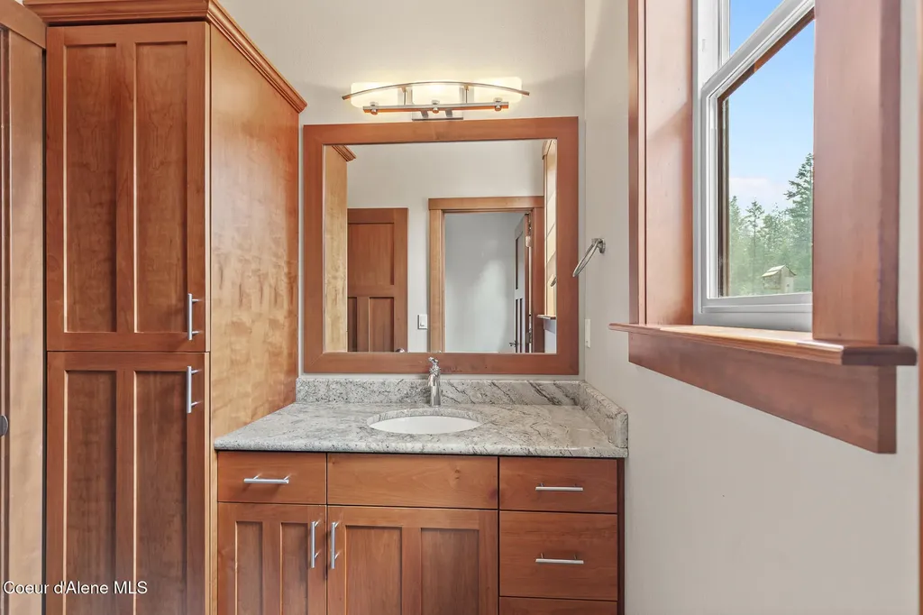 630 Goldfinch Lane Spirit Lake ID 83869