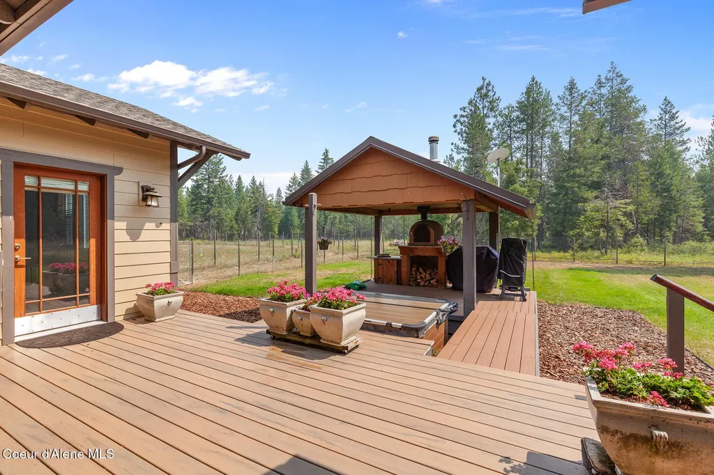 630 Goldfinch Lane Spirit Lake ID 83869