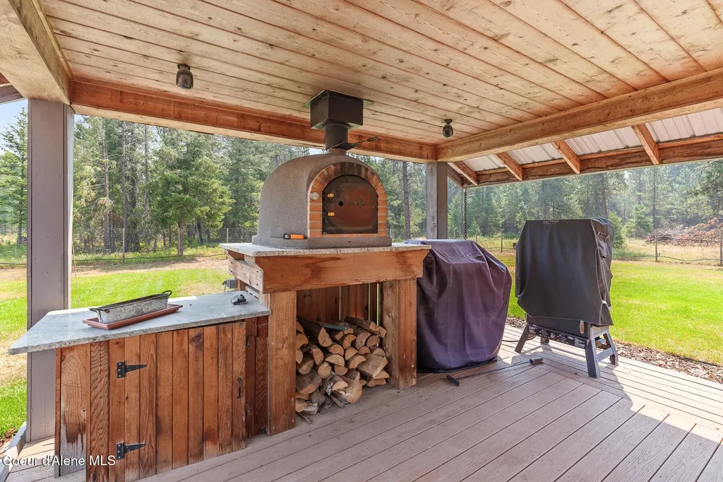 630 Goldfinch Lane Spirit Lake ID 83869