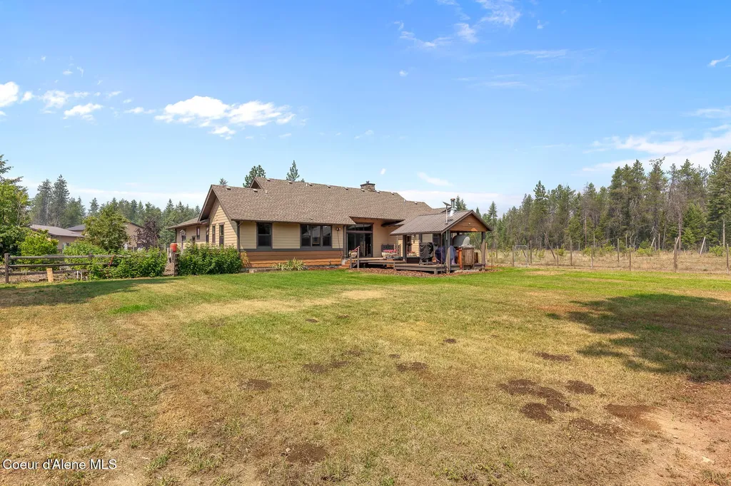 630 Goldfinch Lane Spirit Lake ID 83869