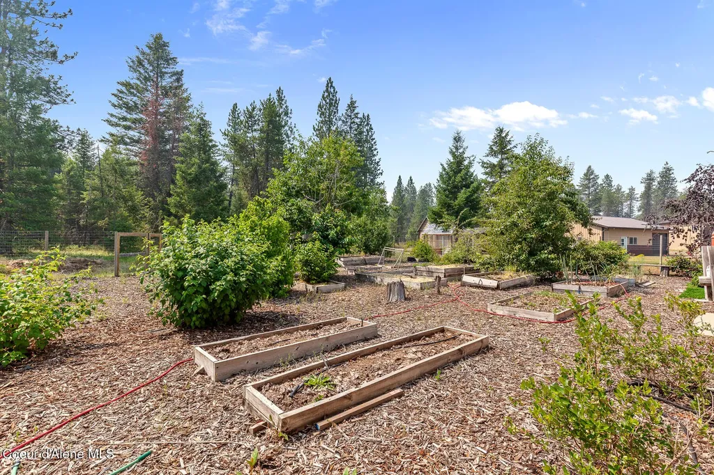 630 Goldfinch Lane Spirit Lake ID 83869