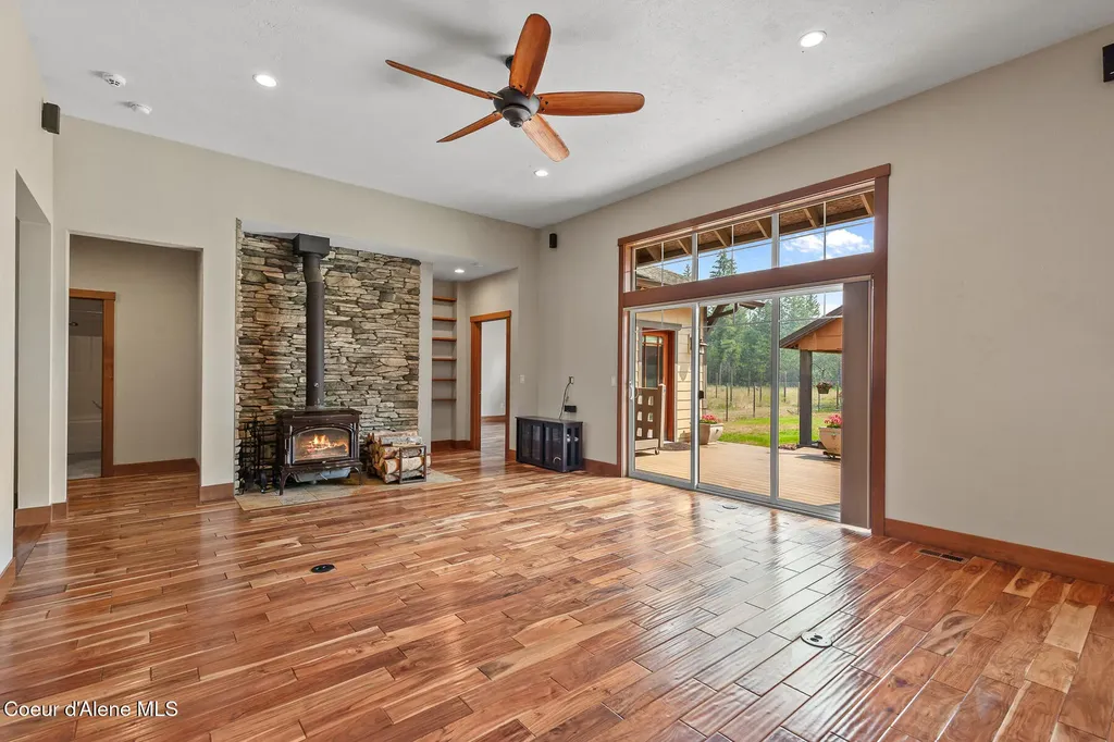 630 Goldfinch Lane Spirit Lake ID 83869