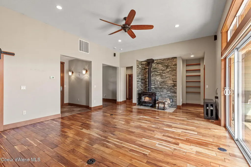 630 Goldfinch Lane Spirit Lake ID 83869