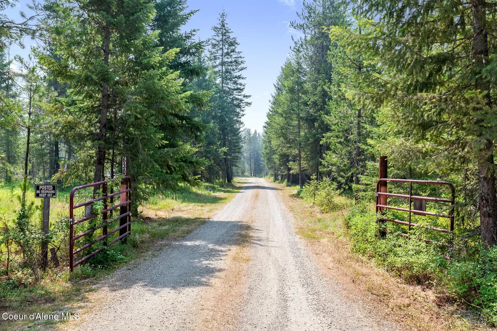 630 Goldfinch Lane Spirit Lake ID 83869