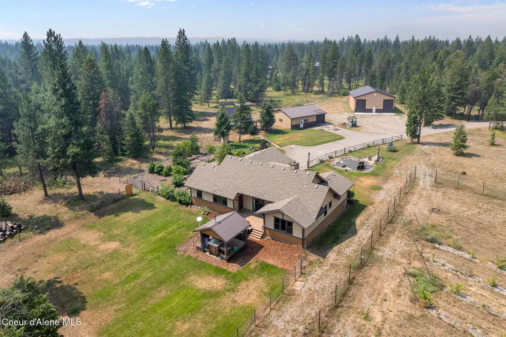 630 Goldfinch Lane Spirit Lake ID 83869