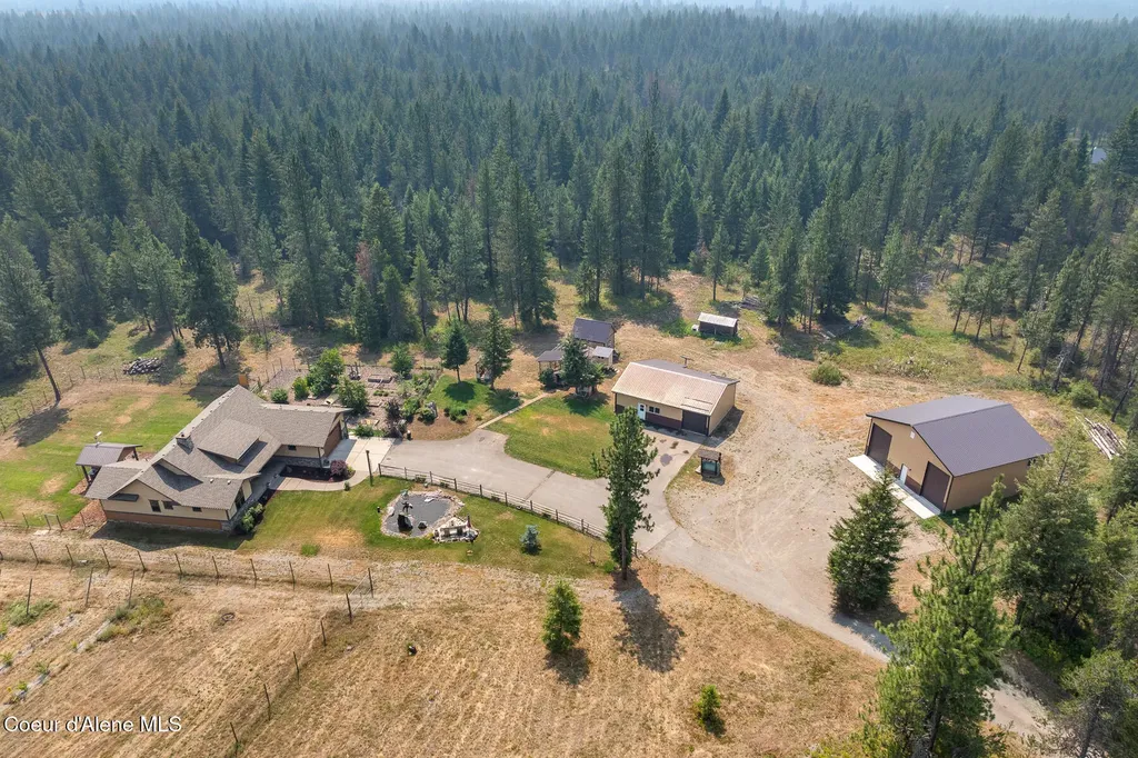630 Goldfinch Lane Spirit Lake ID 83869