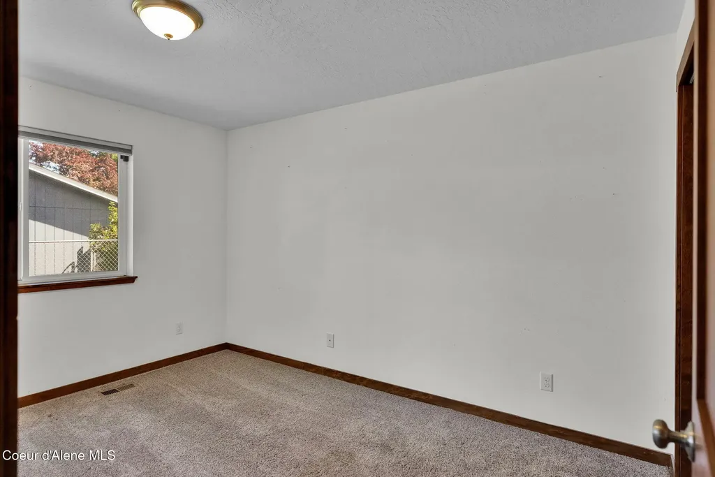 31229 N 10th Avenue Spirit Lake ID 83869