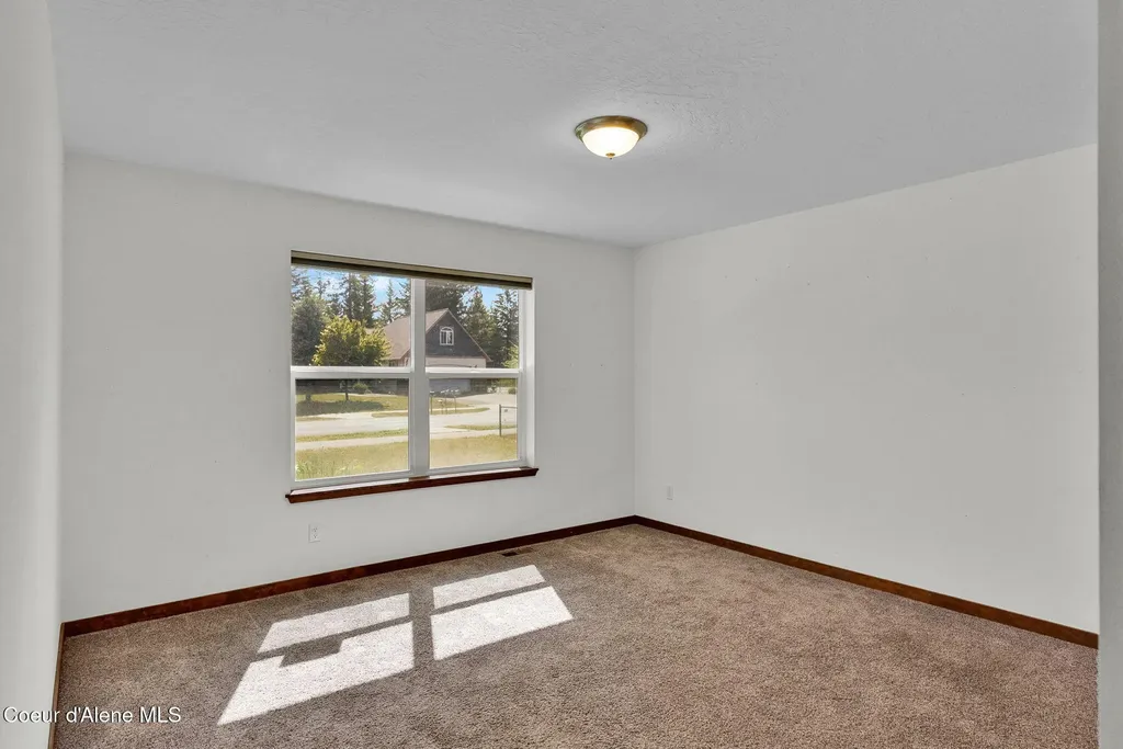 31229 N 10th Avenue Spirit Lake ID 83869