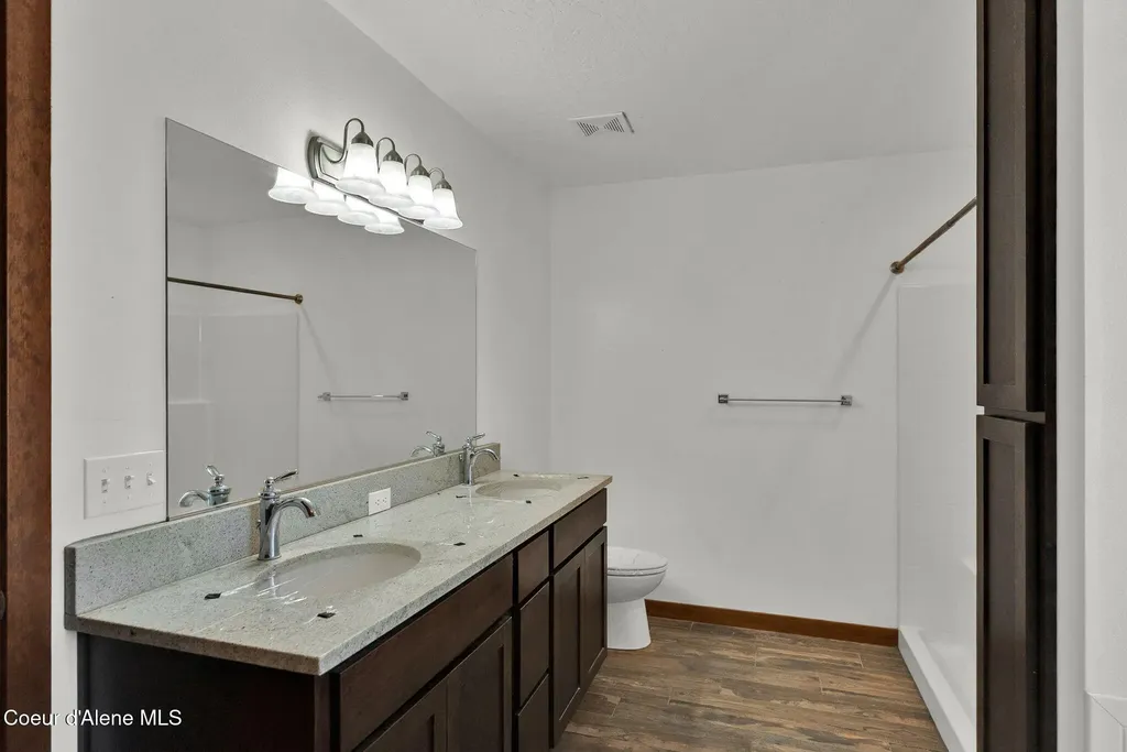 31229 N 10th Avenue Spirit Lake ID 83869