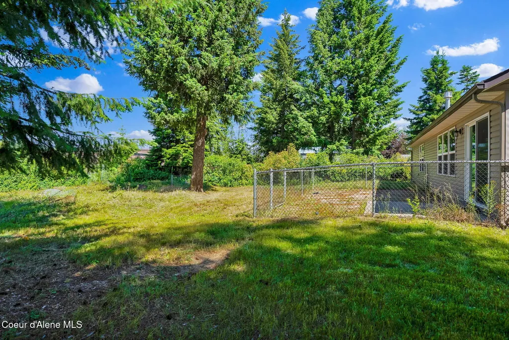 31229 N 10th Avenue Spirit Lake ID 83869