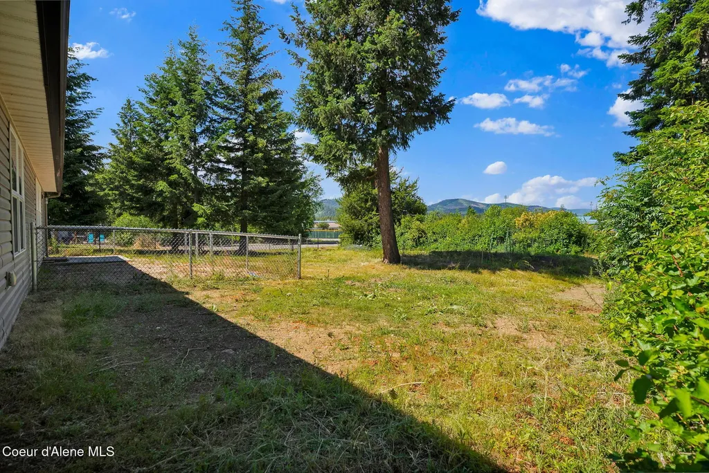 31229 N 10th Avenue Spirit Lake ID 83869